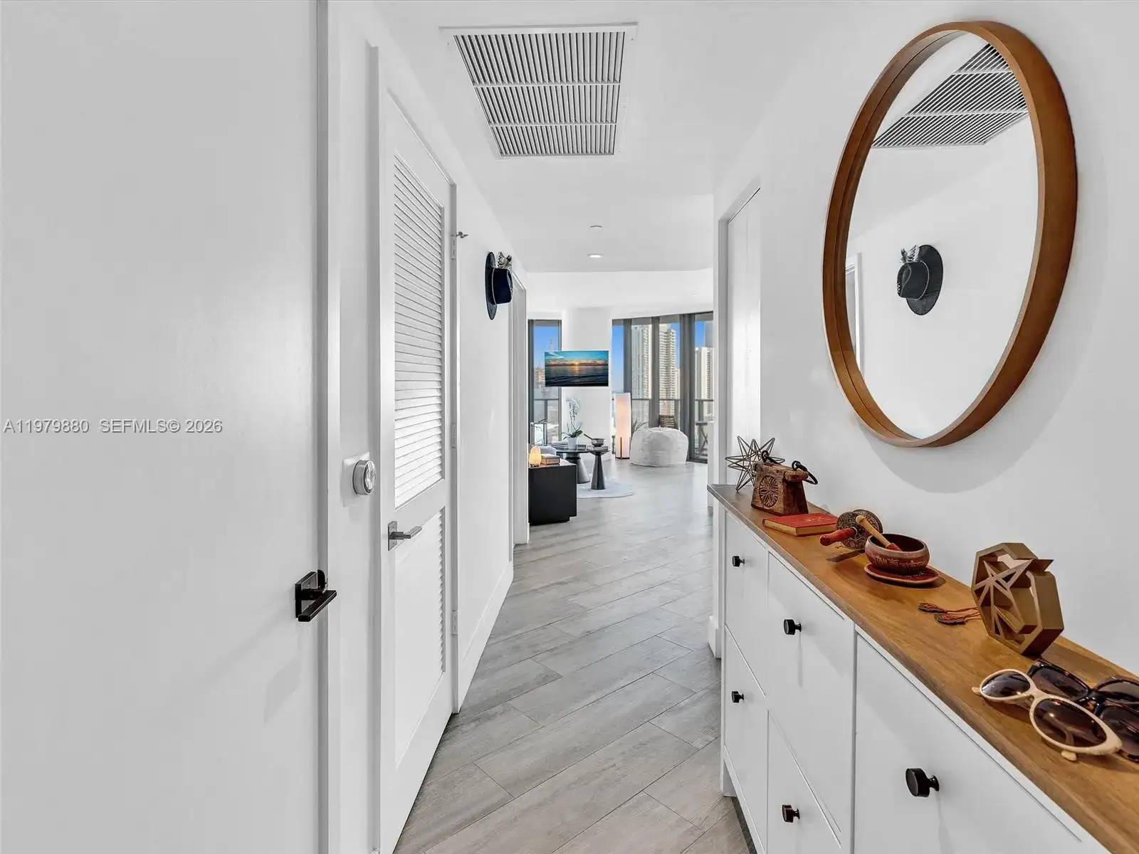 121 NE 34th St # 2104, Miami FL 33137 photo 3