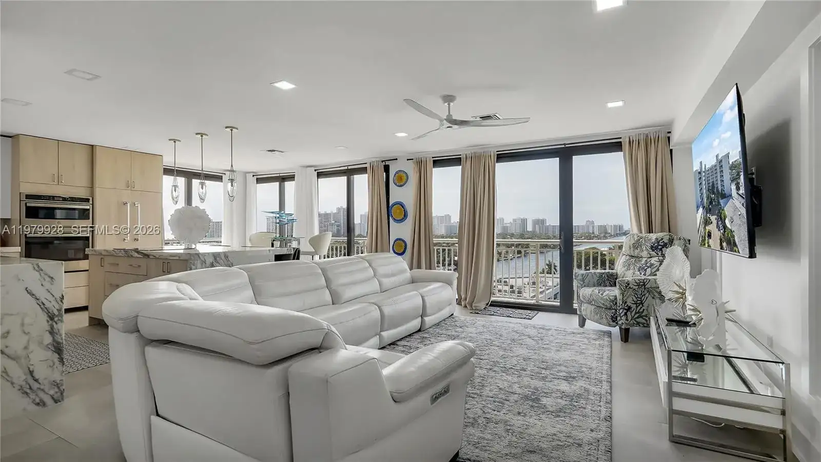 3100 NE 48th St, Fort Lauderdale FL 33308 photo 3