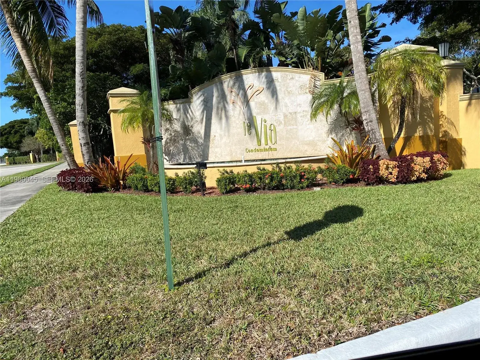 9645 NW 1ST CT # 302, Pembroke Pines FL 33024 photo 2