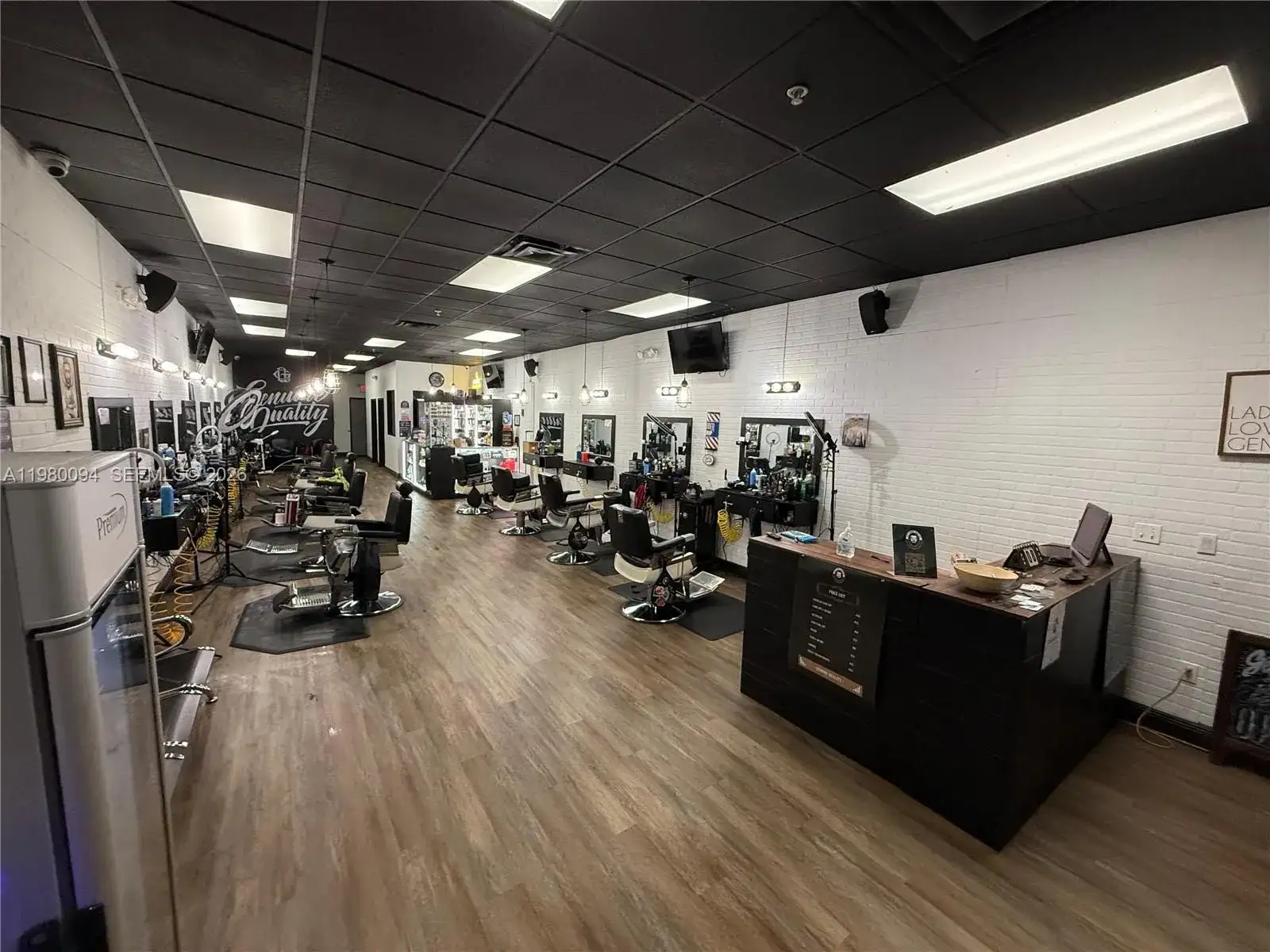 Barber Shop 127 Ave, Miami FL 33177 photo 3