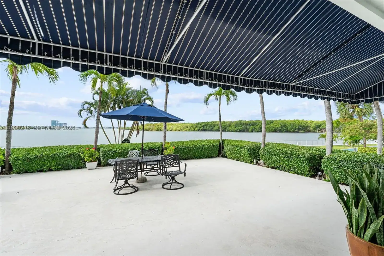 500 Bayview Dr # 325, Sunny Isles Beach FL 33160 photo 5