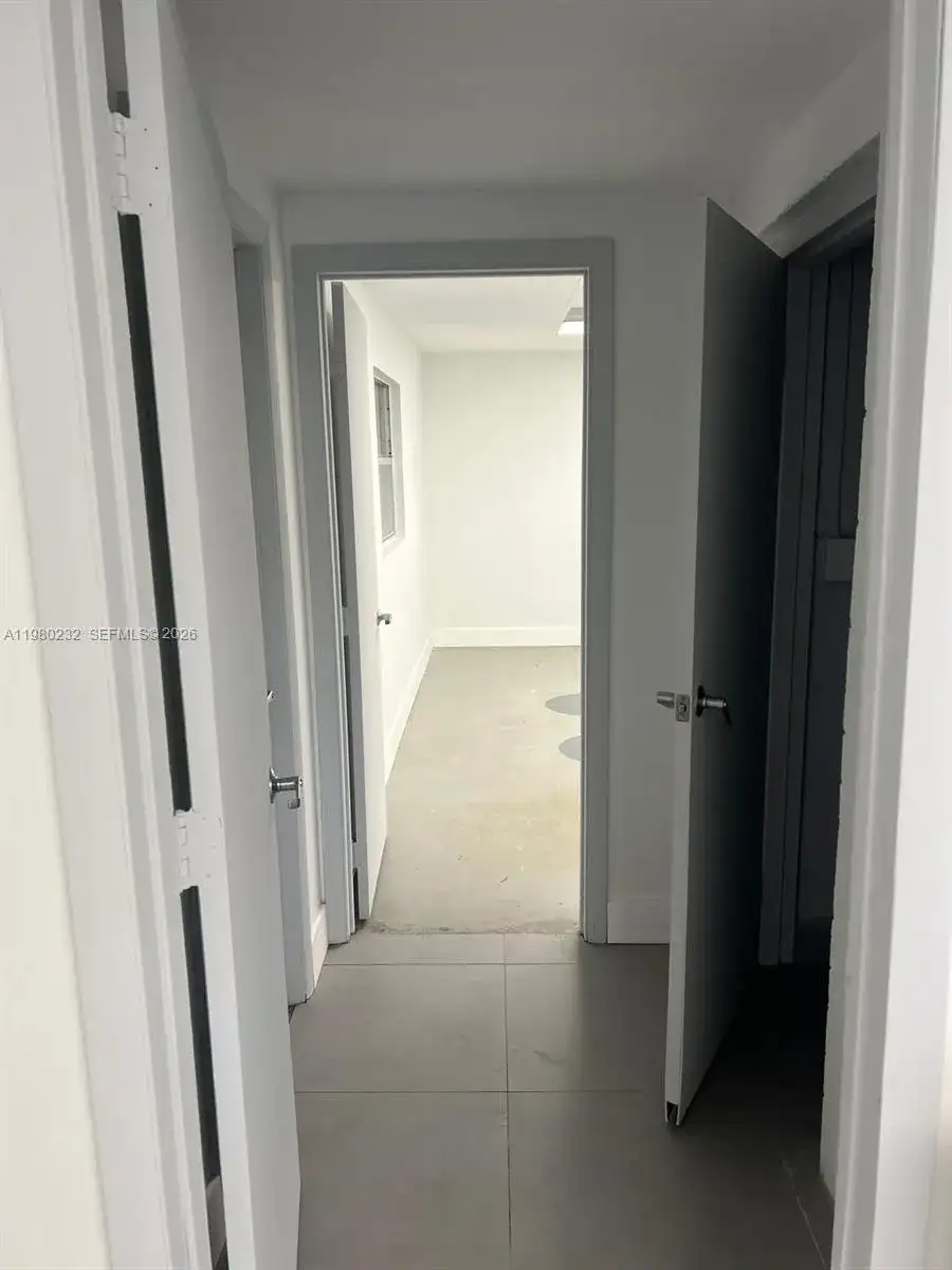 8416 NW 61st St # 4, Miami FL 33166 photo 2