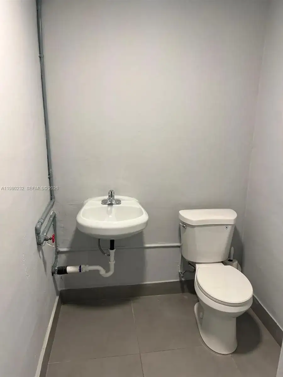 8416 NW 61st St # 4, Miami FL 33166 photo 3