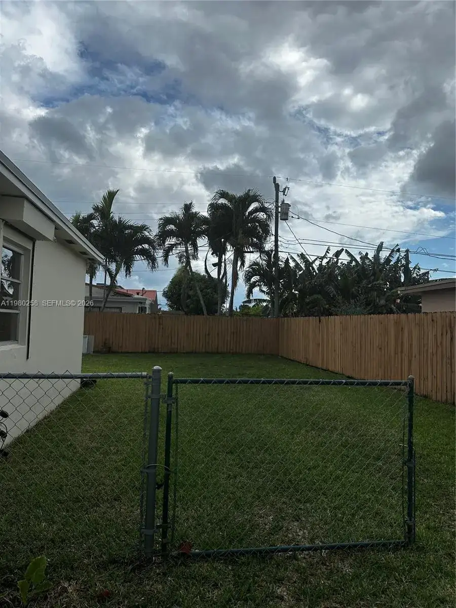 7540 SW 37th St, Miami FL 33155 photo 3