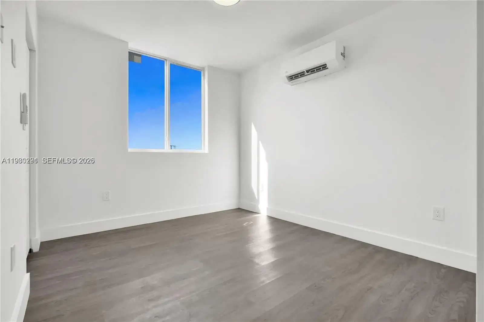 1620 NW 18th St # 104, Miami FL 33125 photo 5