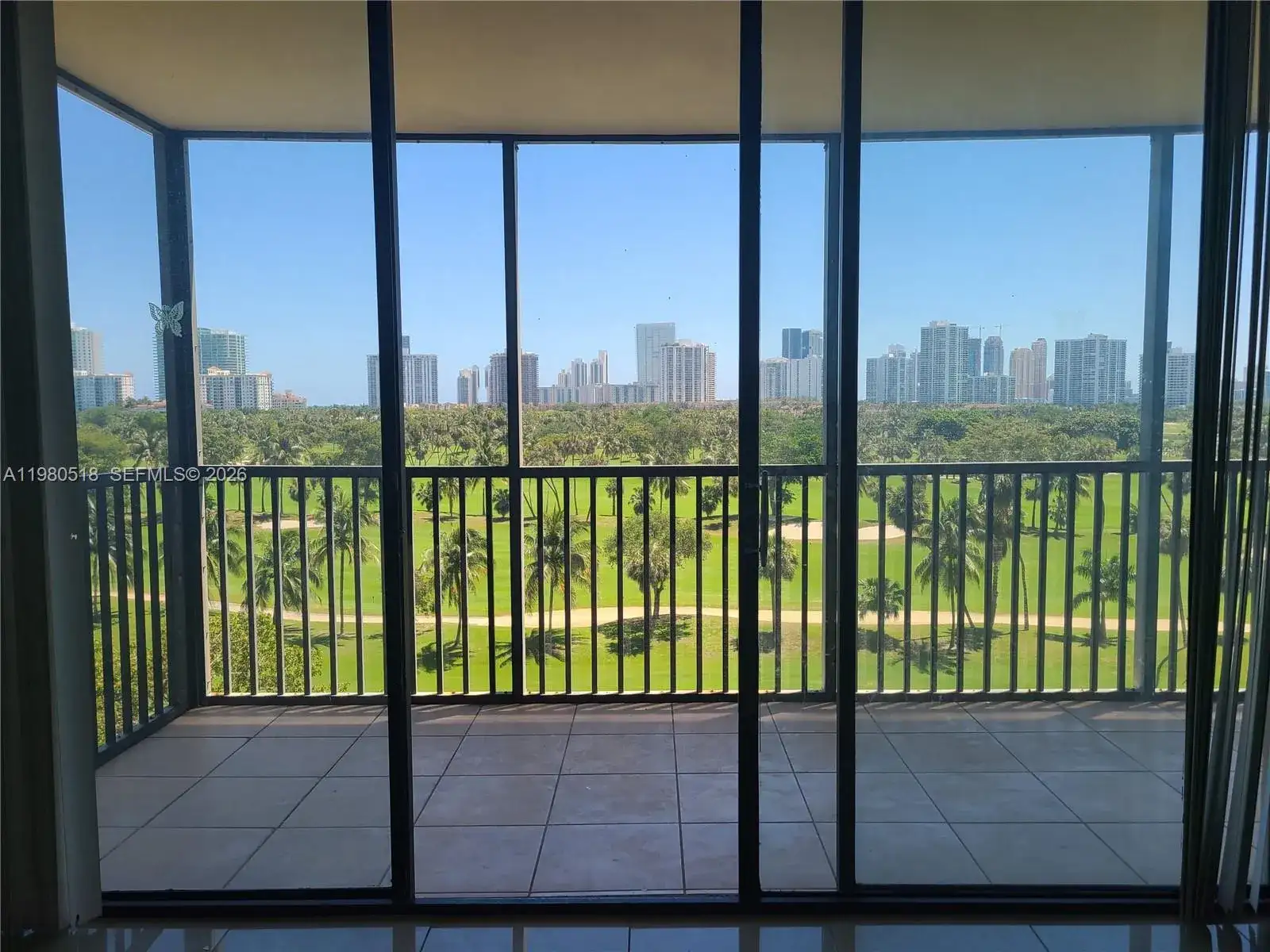 20335 W Country Club Dr # 705, Aventura FL 33180 photo 2