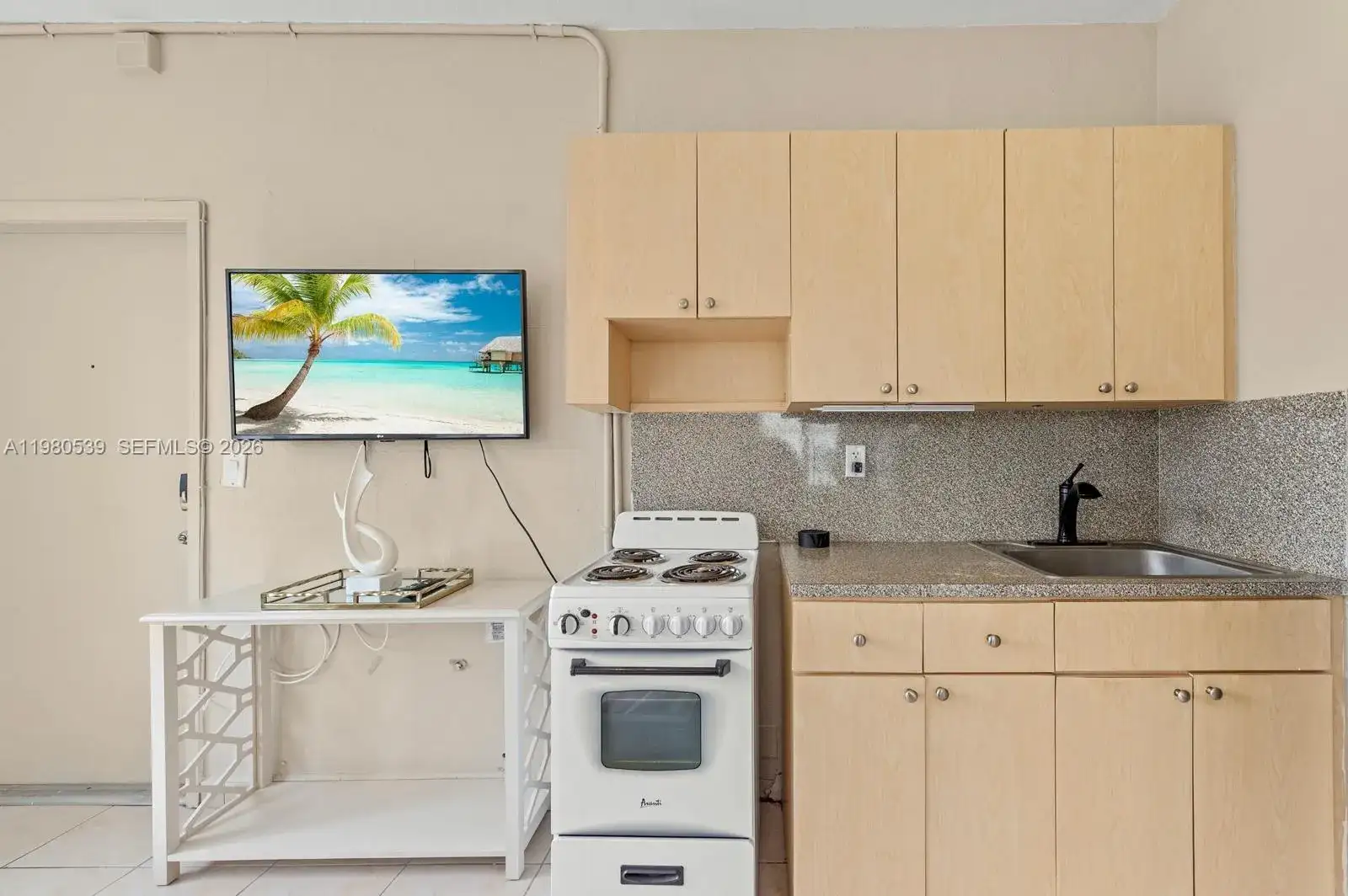 301 86th St # 3A, Miami Beach FL 33141 photo 3