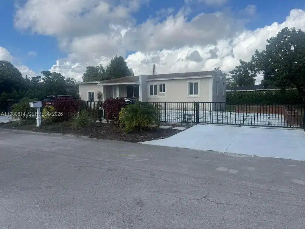 1001 NW 148th St # 1001, Miami FL 33168 photo 4