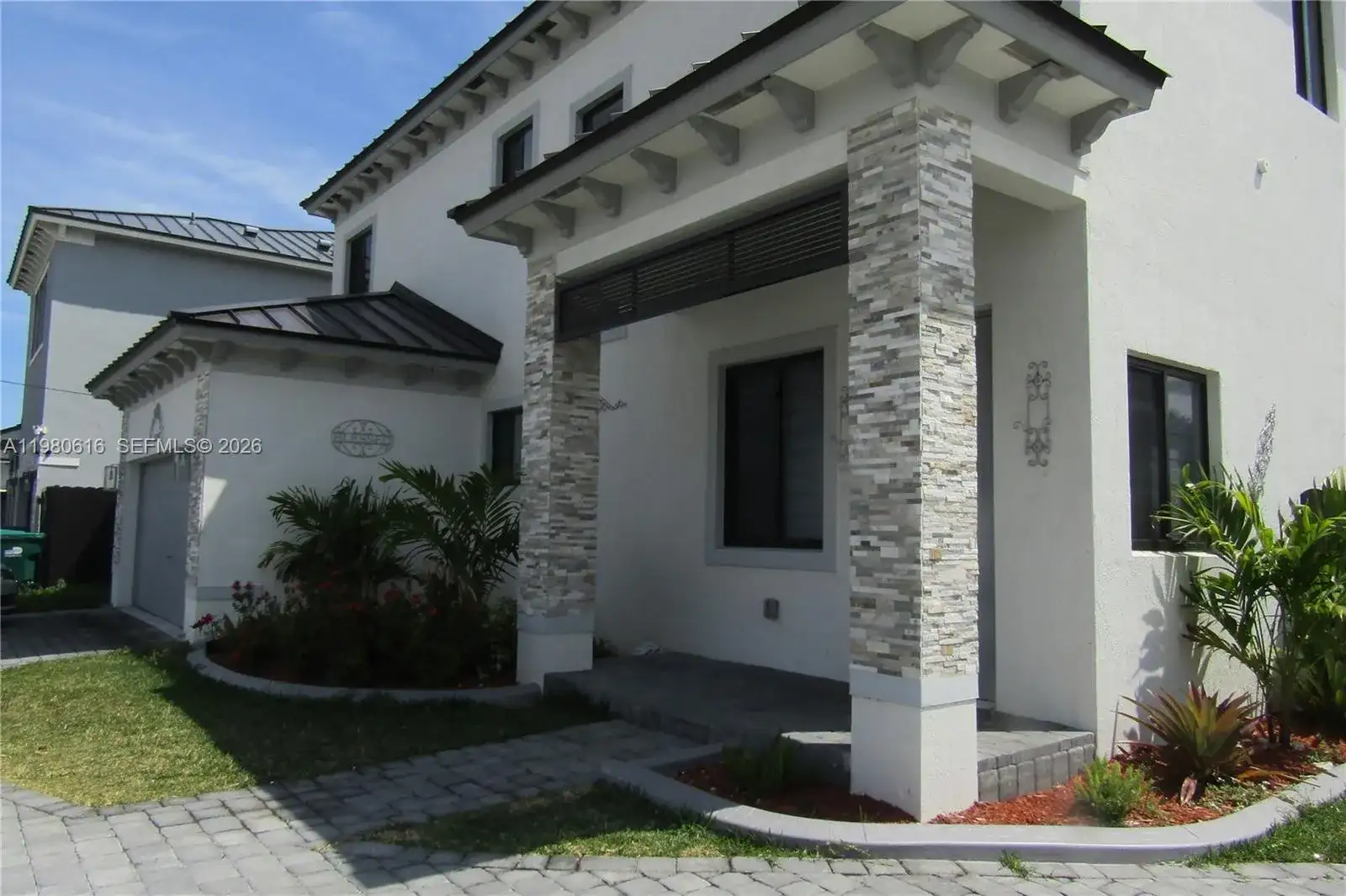 11998 SW 232nd St, Miami FL 33170 photo 2
