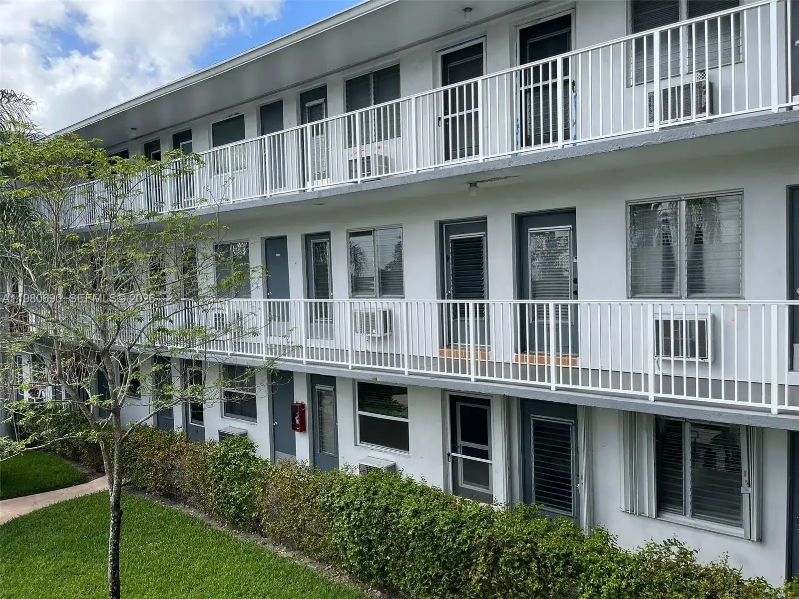 15610 NE 6th Ave # 19C, Miami FL 33162 photo 4