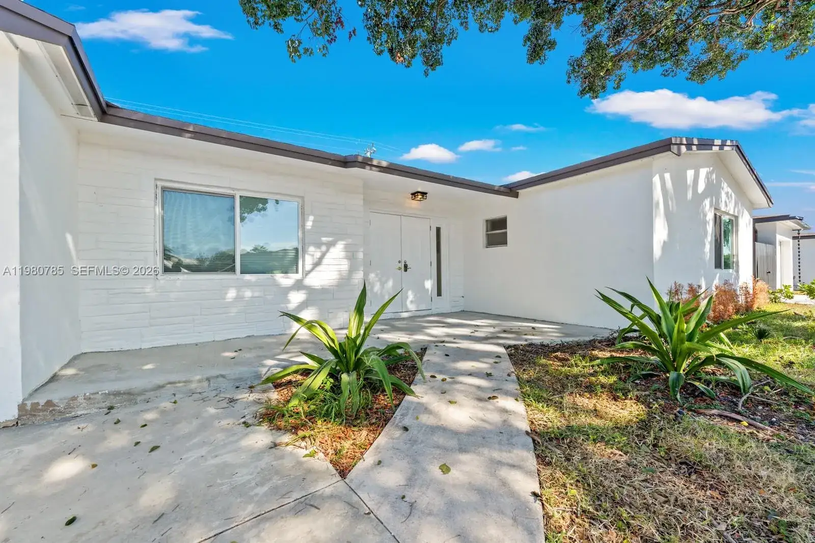 7971 NW 3rd Pl, Margate FL 33063 photo 3