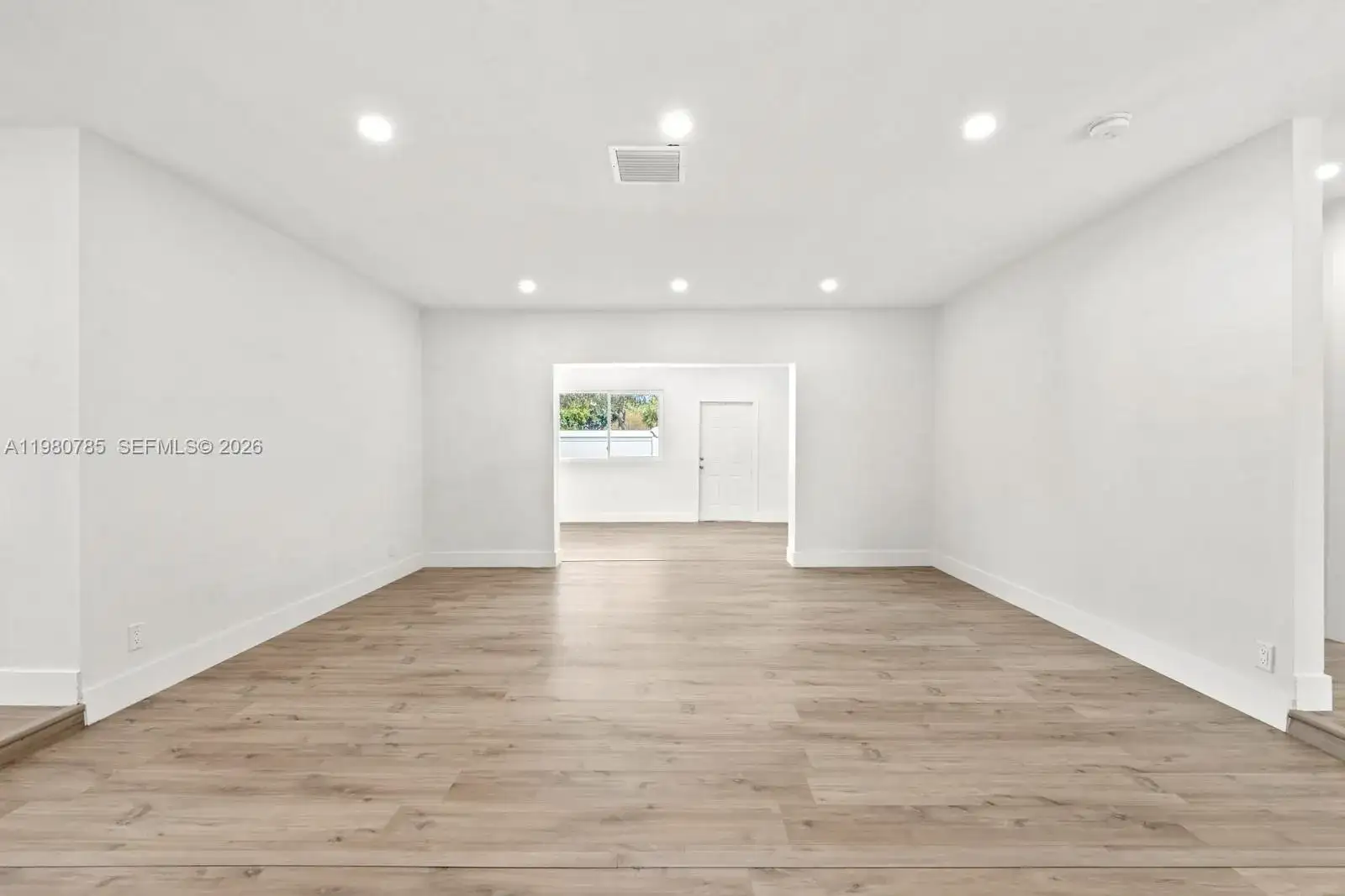 7971 NW 3rd Pl, Margate FL 33063 photo 4