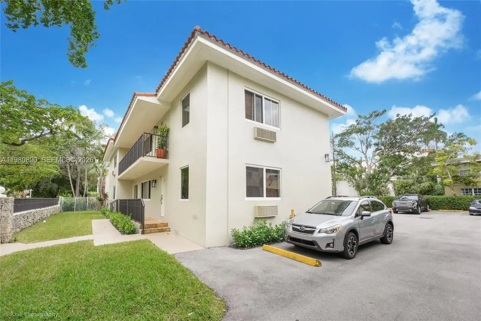 35 Antilla Ave, Coral Gables FL 33134 photo 3