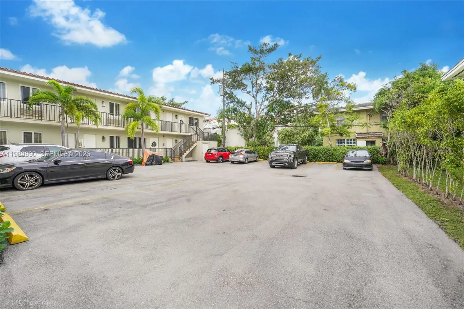 35 Antilla Ave, Coral Gables FL 33134 photo 4