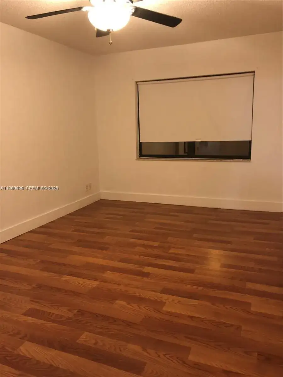 8290 Lake Dr # 349, Doral FL 33166 photo 3