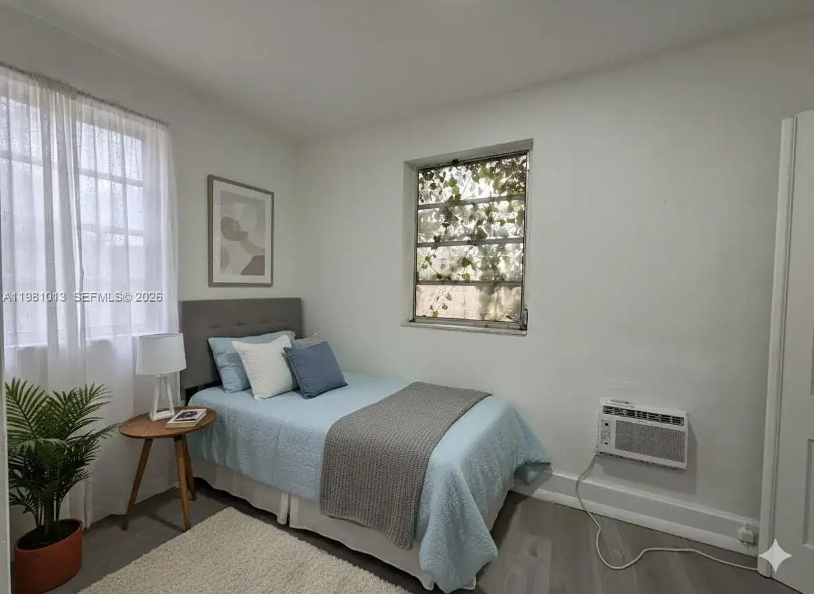 1560 SW 5th St # 11, Miami FL 33135 photo 5