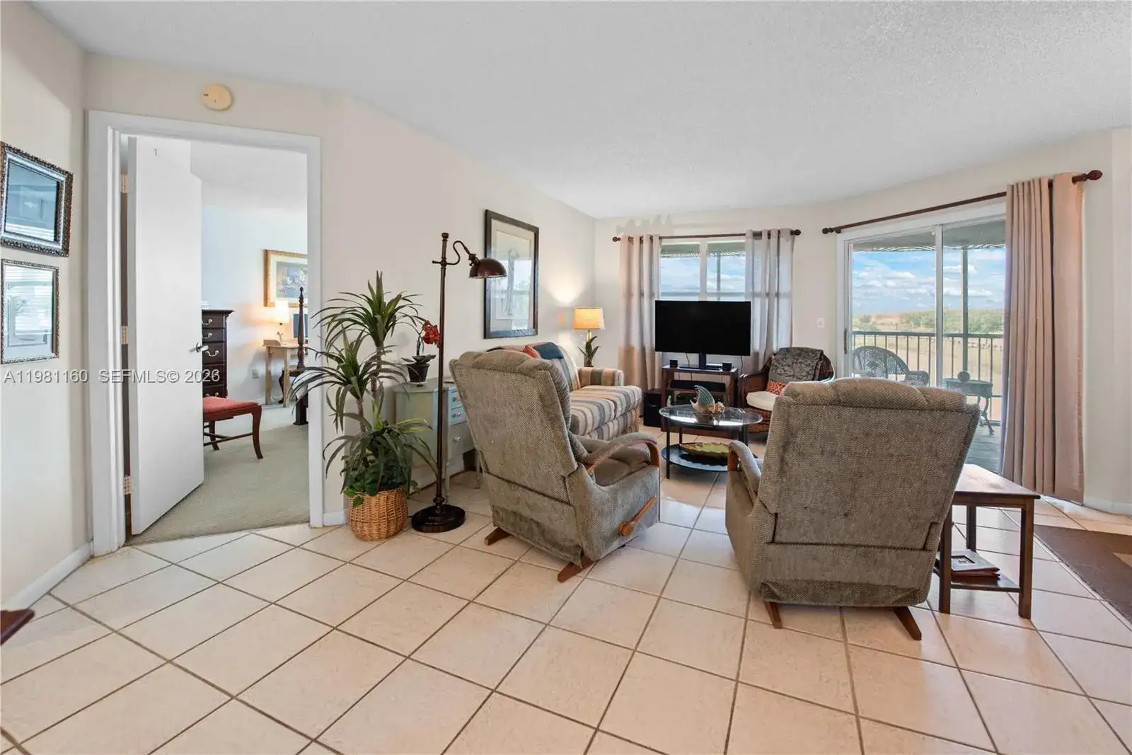 2524 SE 19th Pl #204-B, Homestead FL 33035 photo 3