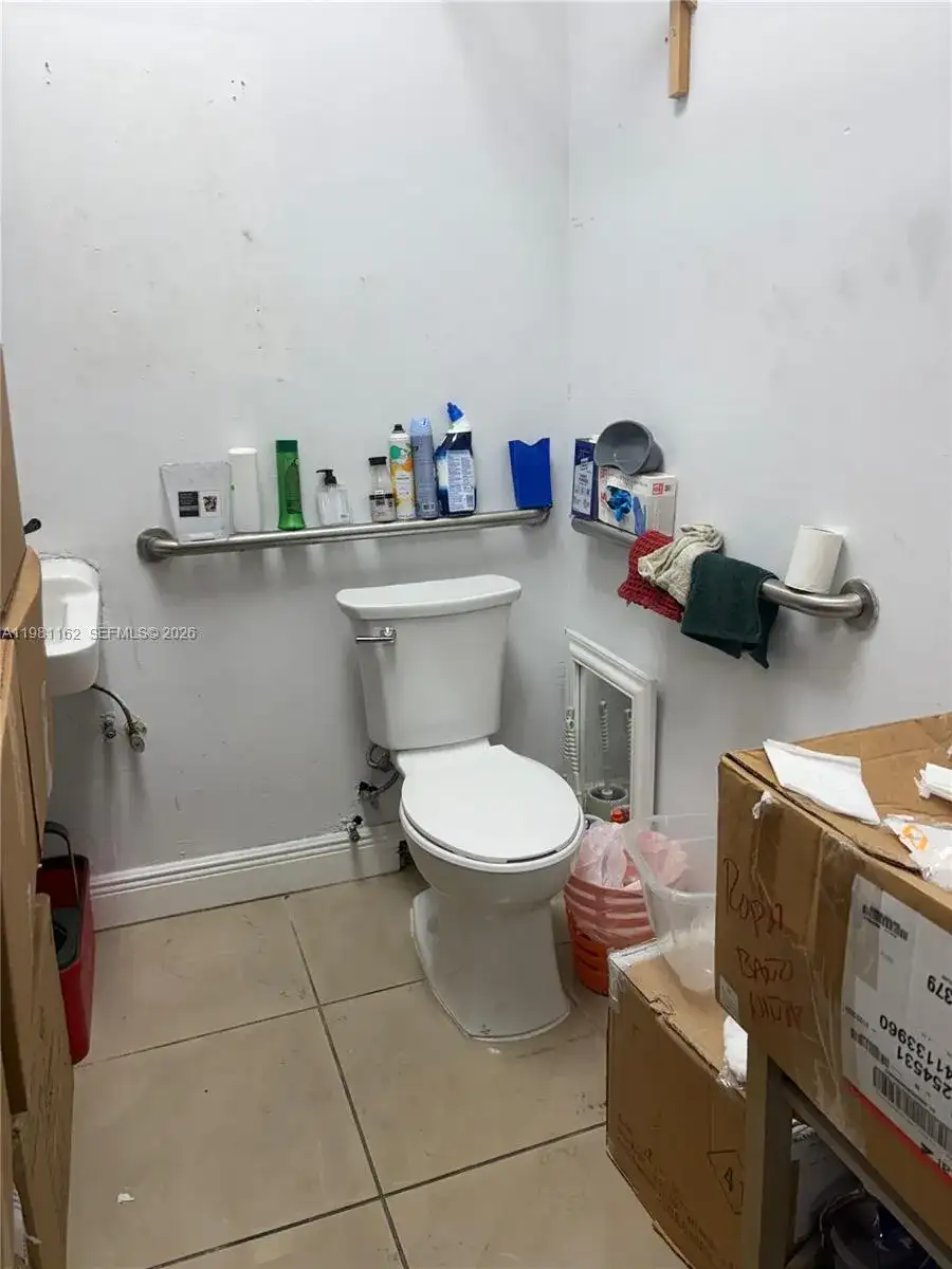 12801 SW 42nd St, Miami FL 33175 photo 4