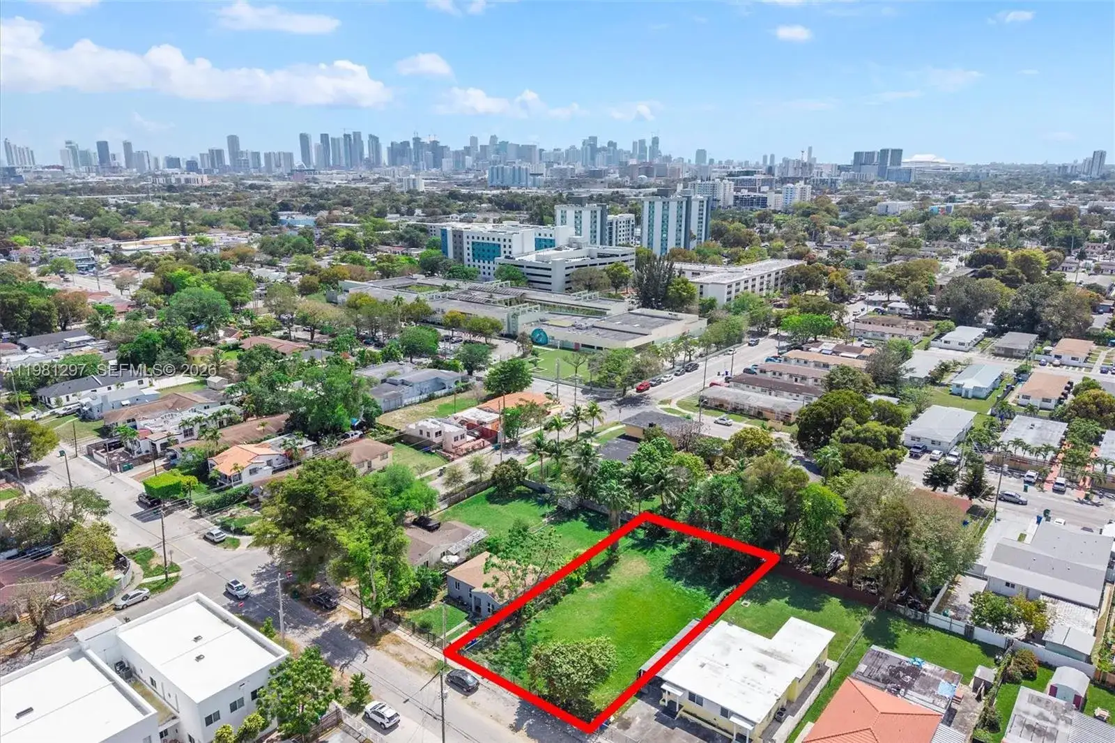 1922 NW 33rd St, Miami FL 33142 photo 5