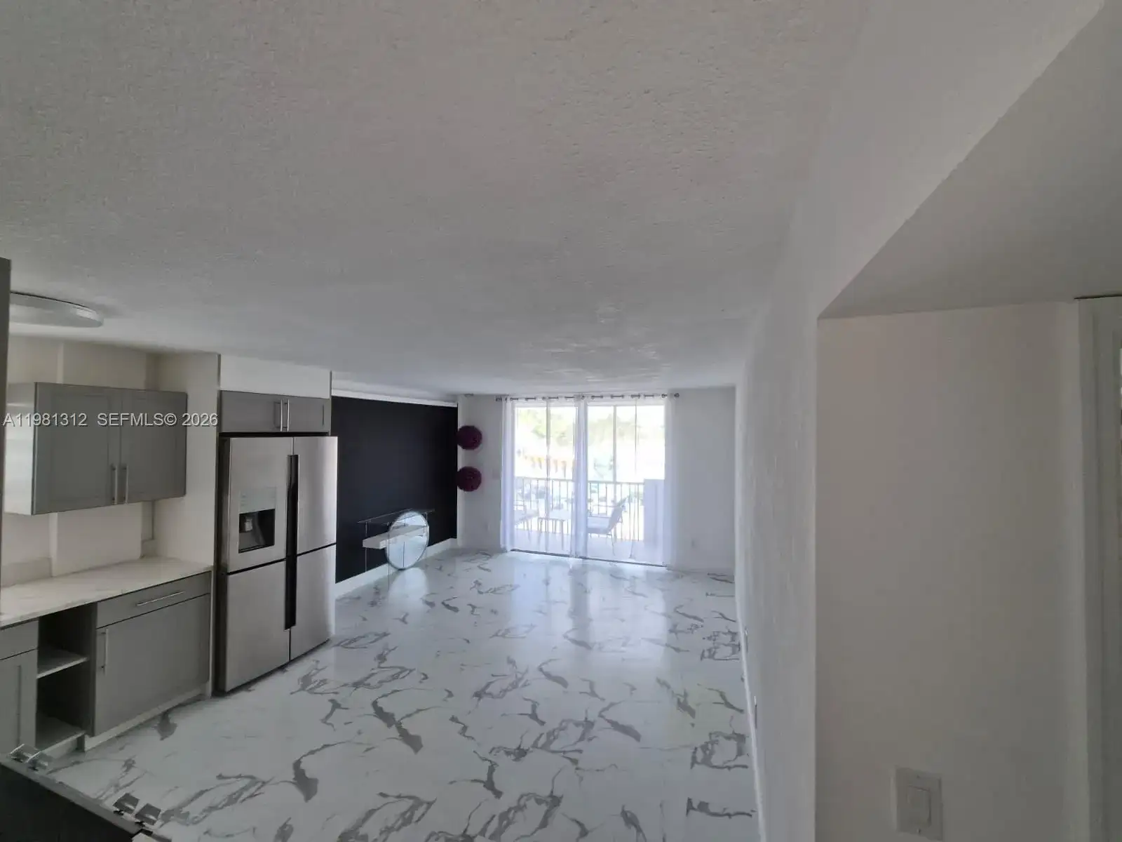 16410 Miami Dr # 304, North Miami Beach FL 33162 photo 2