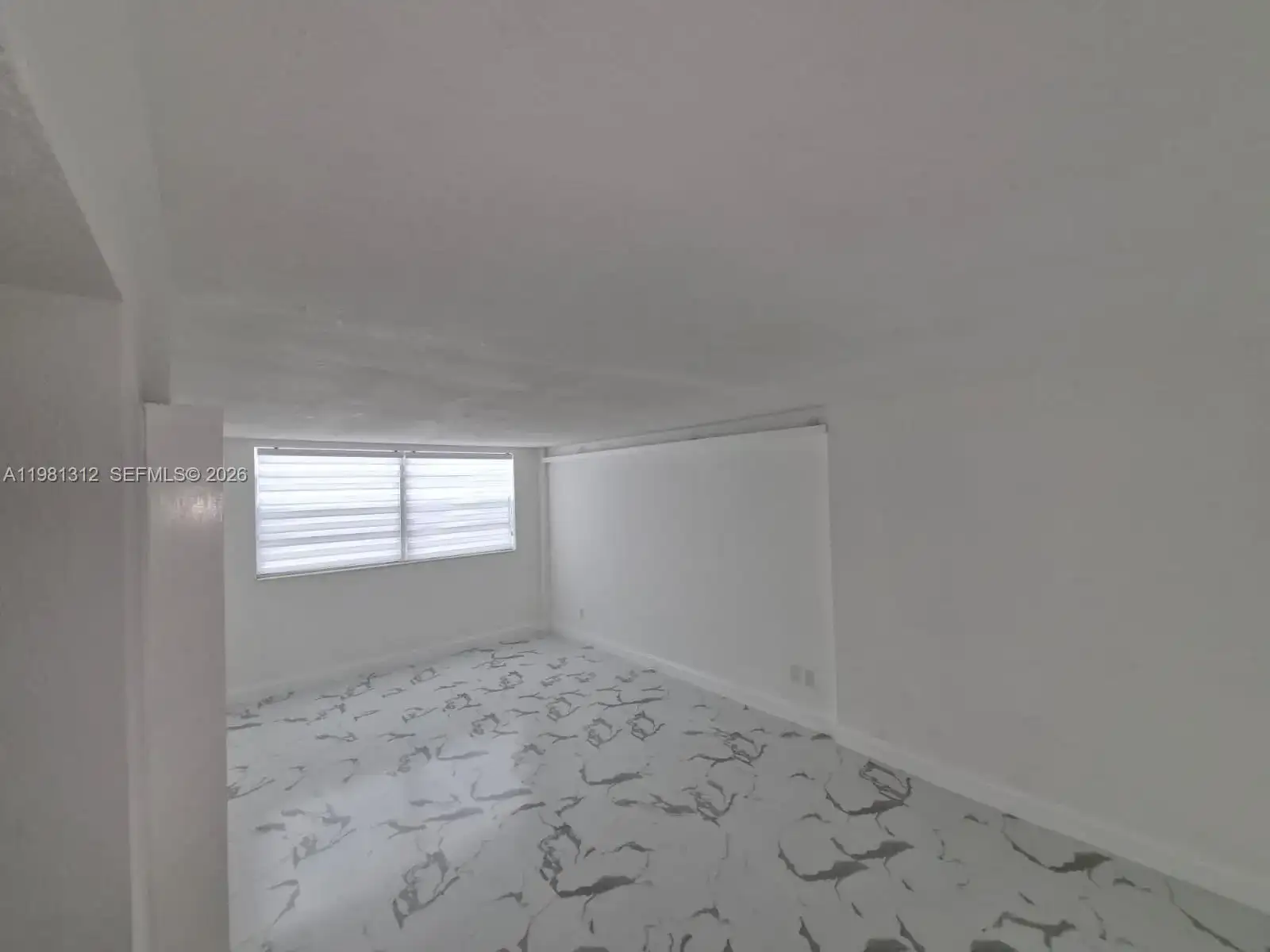 16410 Miami Dr # 304, North Miami Beach FL 33162 photo 3