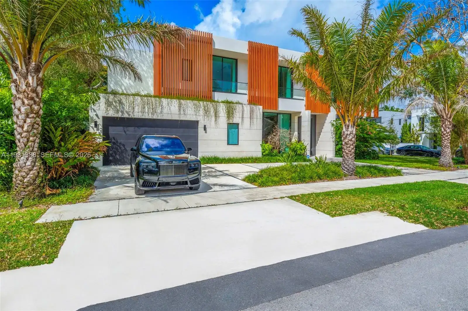 7700 SW 50th Ct, Miami FL 33143 photo 2