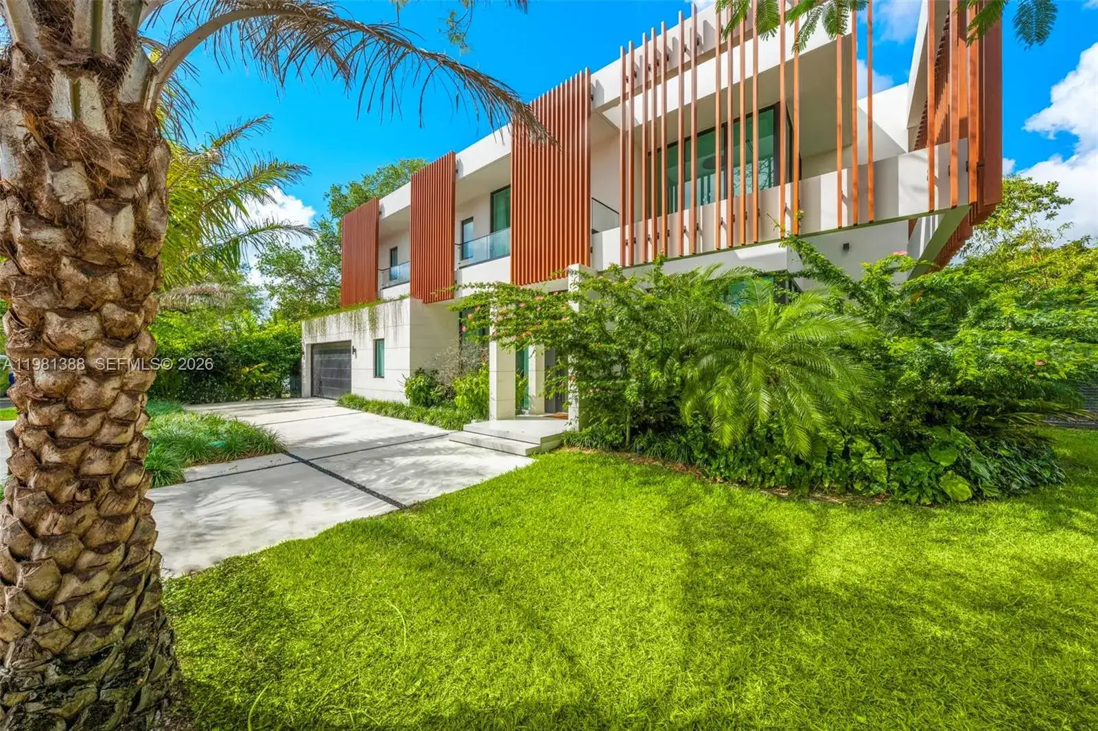 7700 SW 50th Ct, Miami FL 33143 photo 4