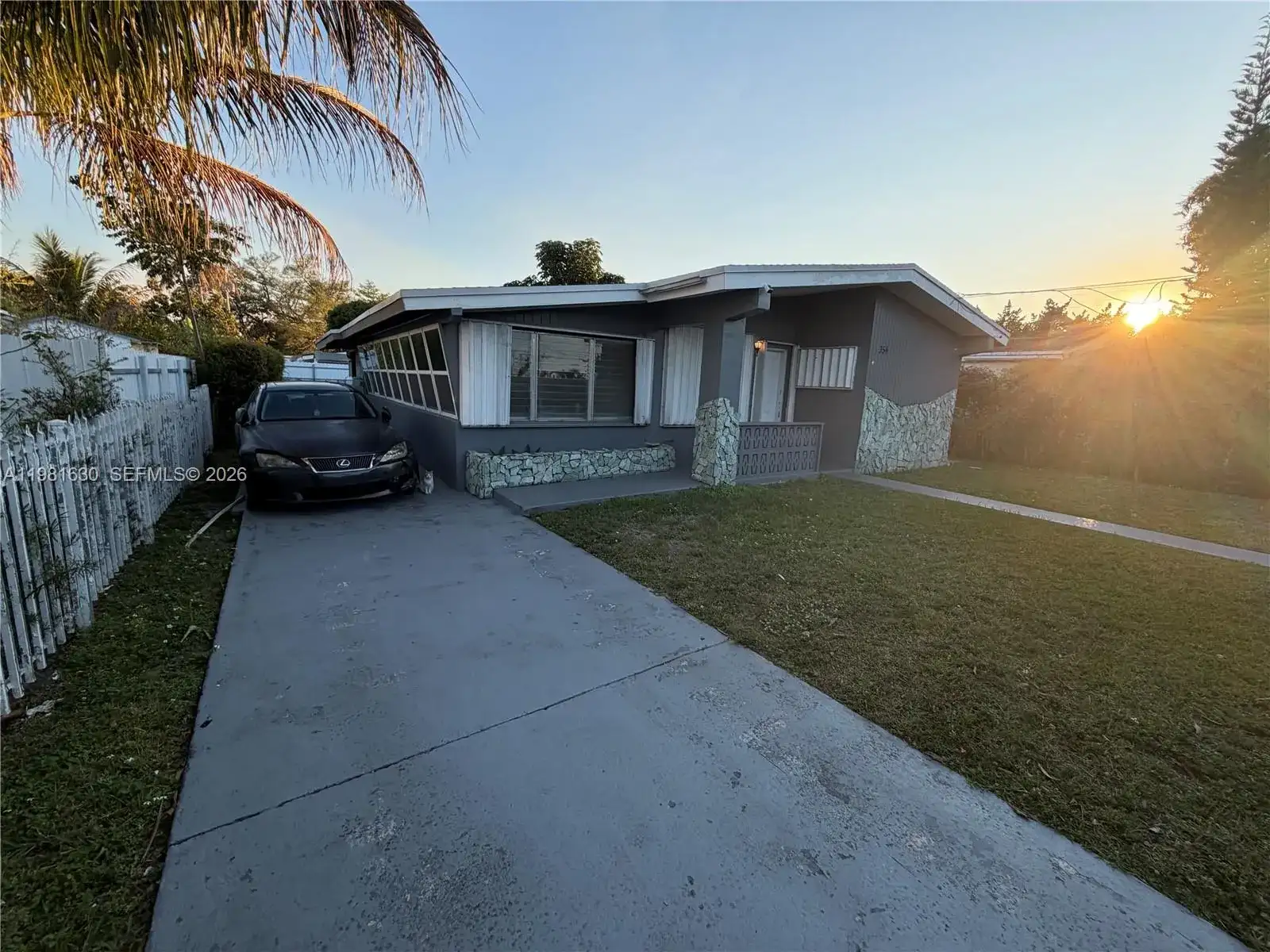 354 NE 173rd St, North Miami Beach FL 33162 photo 5