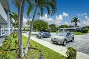 2020 NE 51st Ct # 203, Fort Lauderdale FL 33308 photo 4