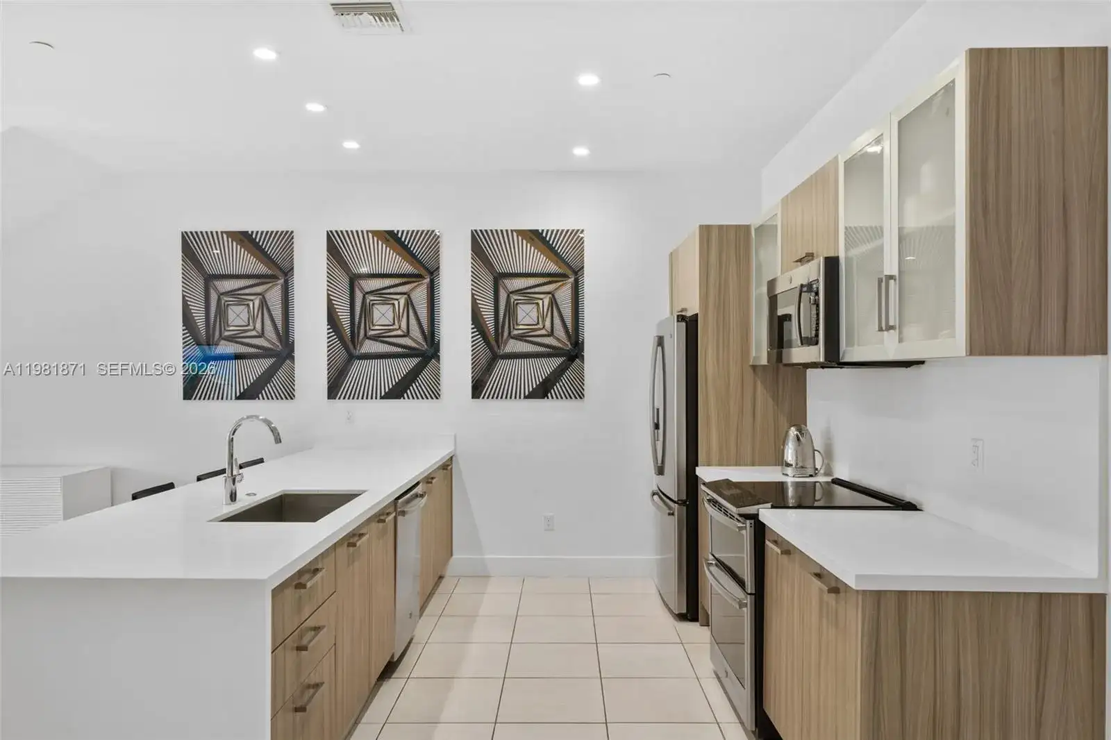 1034 NE 18th Ave # 205, Fort Lauderdale FL 33304 photo 5