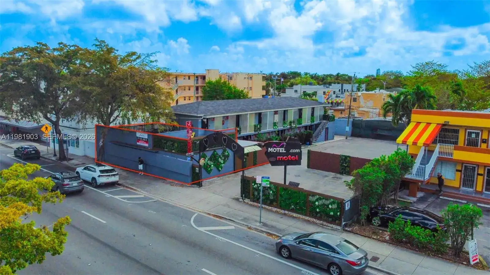 2340 SW 8th St, Miami FL 33135 photo 3