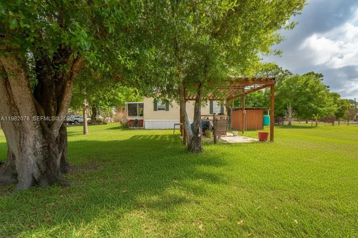 1700 Tampa Ave, Clewiston FL 33440 photo 3