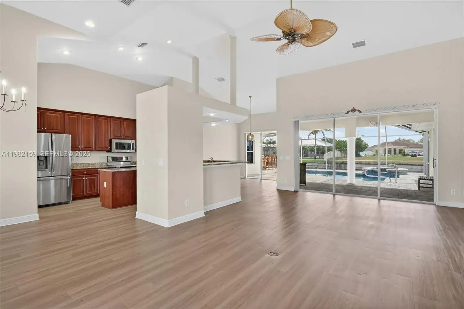 1414 NE 2nd Ter, Cape Coral FL 33909 photo 4