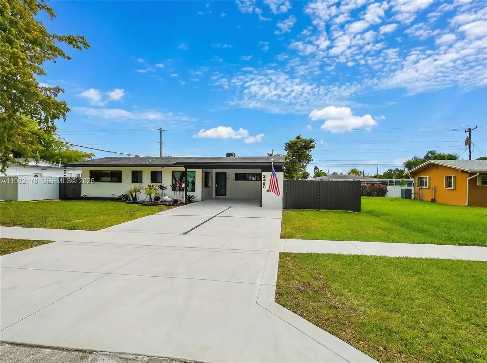 9460 Martinique Dr, Cutler Bay FL 33189 photo 3
