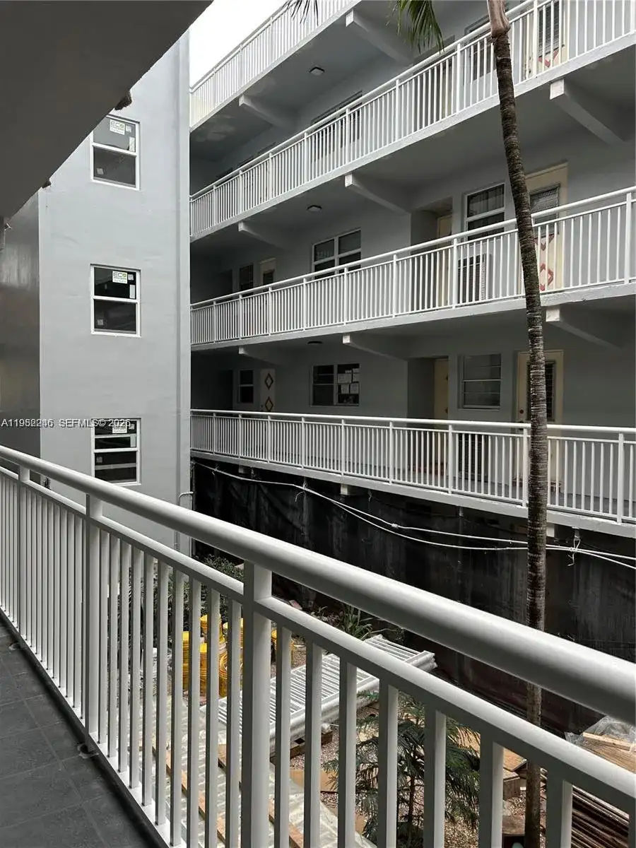 215 SE 3rd Ave # 101A, Hallandale Beach FL 33009 photo 5
