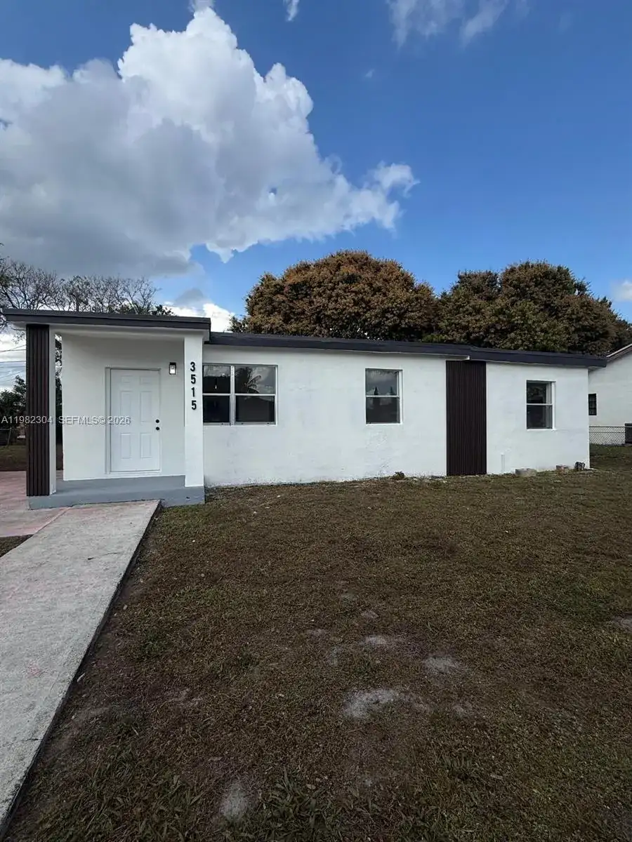 3515 NW 213th St, Miami Gardens FL 33056 photo 4