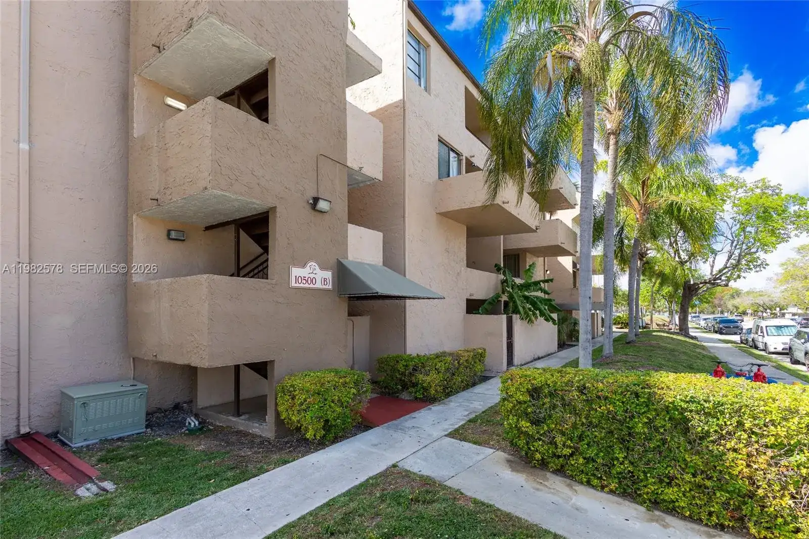 10500 SW 108th Ave # B414, Miami FL 33176 photo 3