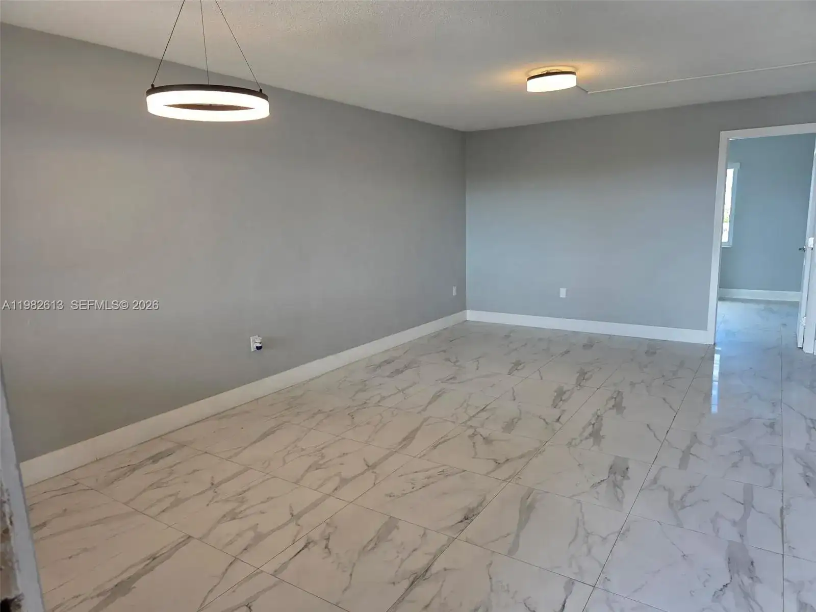 6575 W 4 Ave # B, Hialeah FL 33012 photo 2