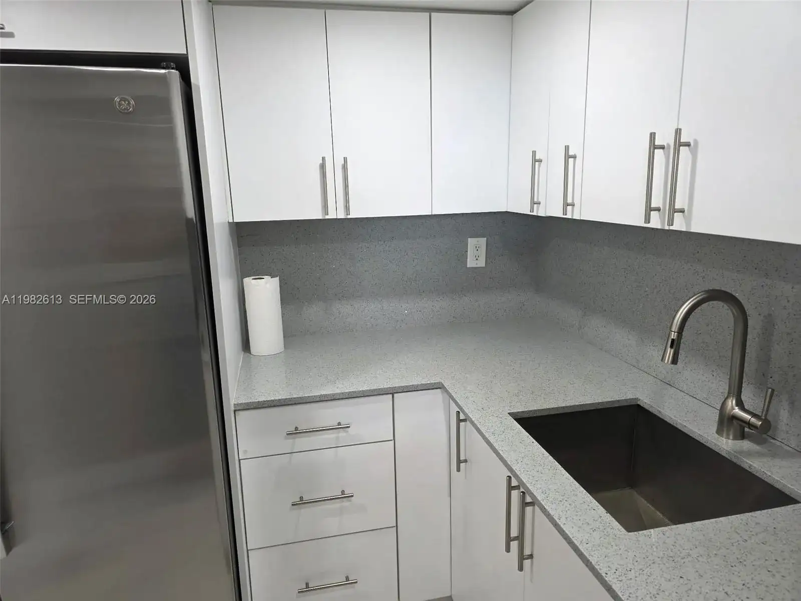 6575 W 4 Ave # B, Hialeah FL 33012 photo 5