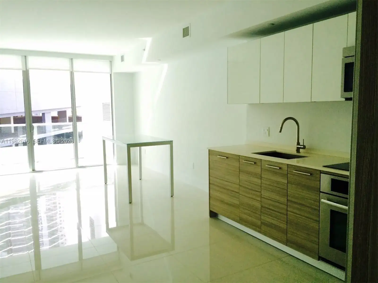 1300 BRICKELL BAY DR # 1100, Miami FL 33131 photo 2