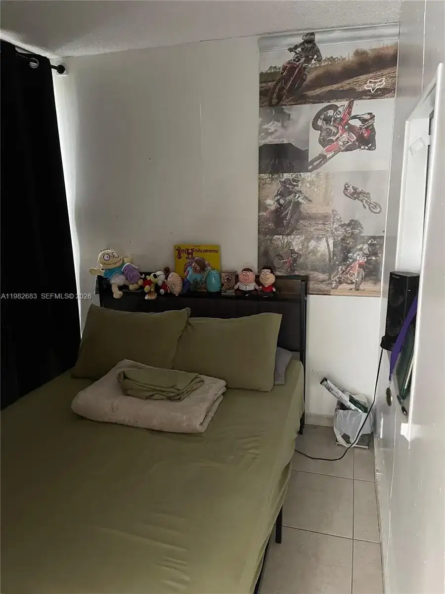 210 172nd St # 323, Sunny Isles Beach FL 33160 photo 3