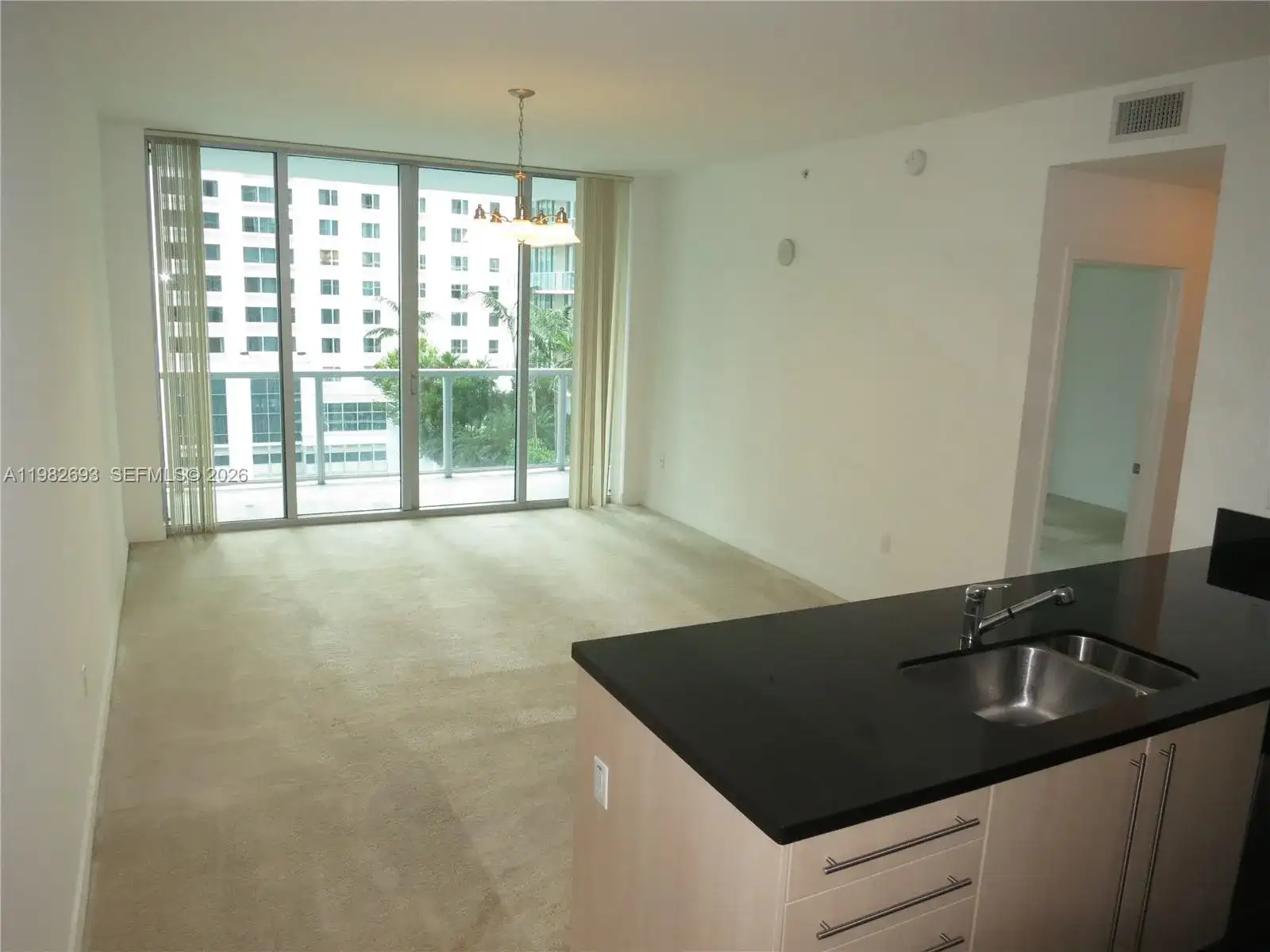 1111 SW 1 AV, Miami FL 33130 photo 2