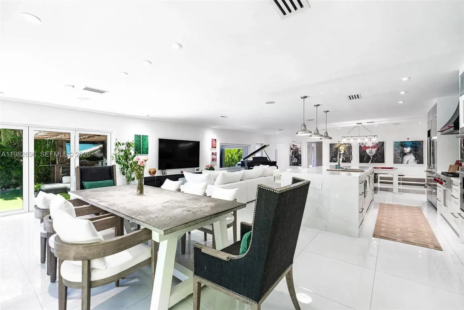 1865 Daytonia Rd, Miami Beach FL 33141 photo 4