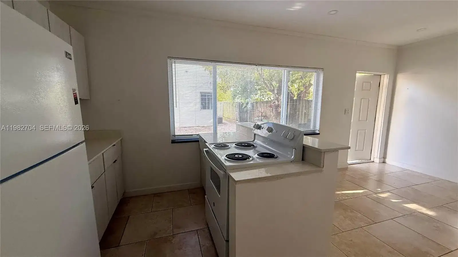 572 NE 67th St # 5, Miami FL 33138 photo 4