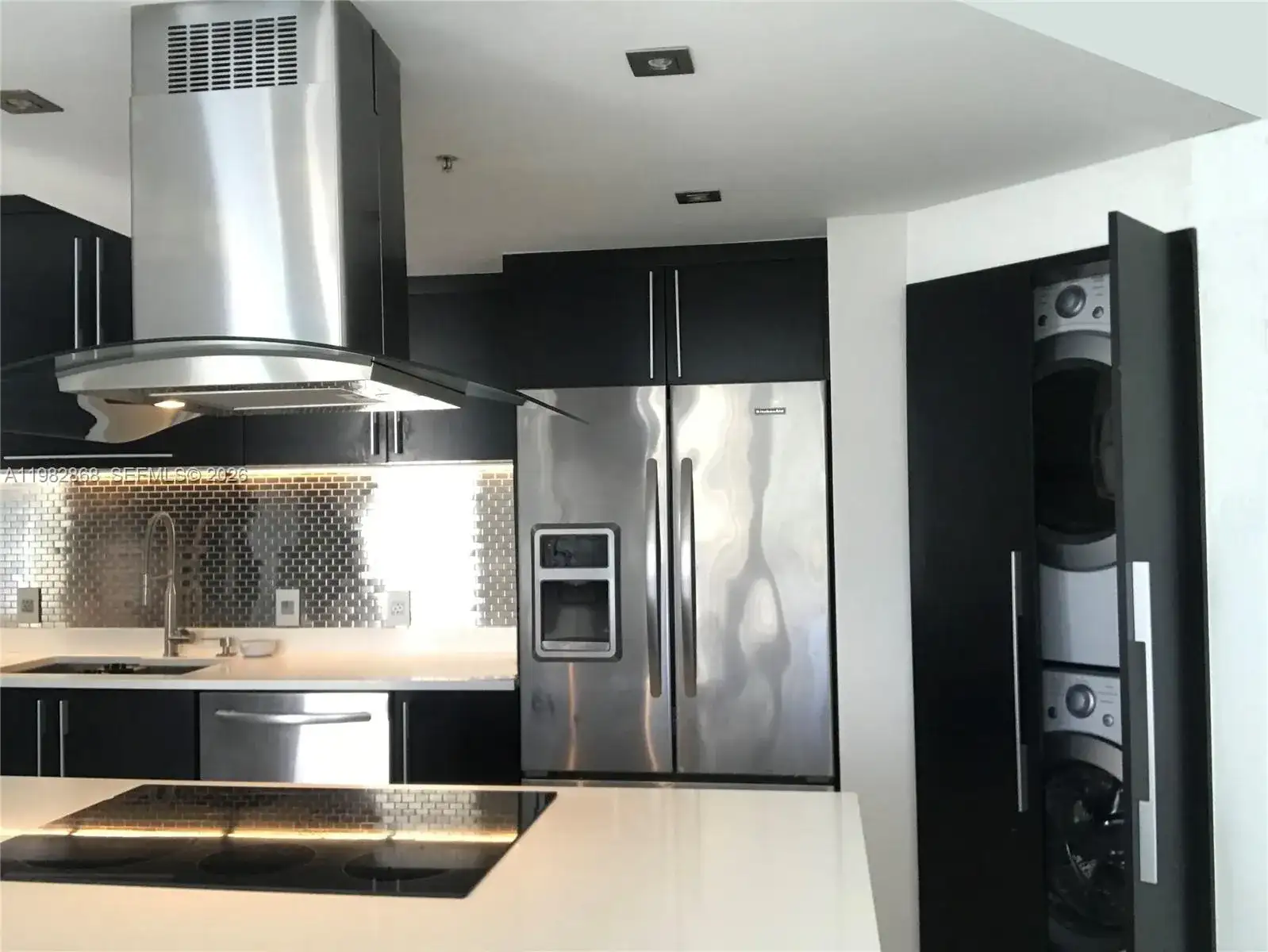 701 Brickell Key Blvd # 910, Miami FL 33131 photo 2
