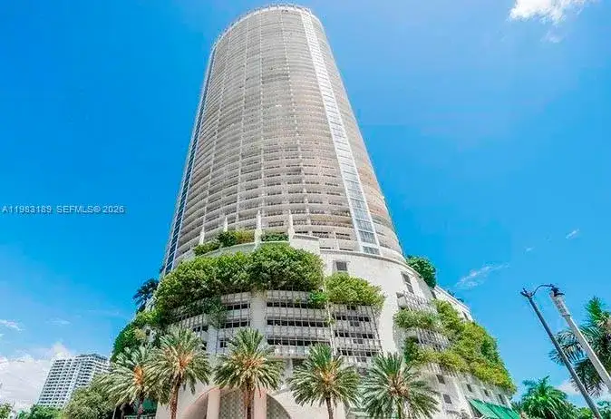 1750 N Bayshore Dr # 1104, Miami FL 33132 photo 2