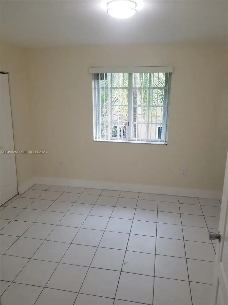 170 NE 142nd St # 3, Miami FL 33161 photo 3