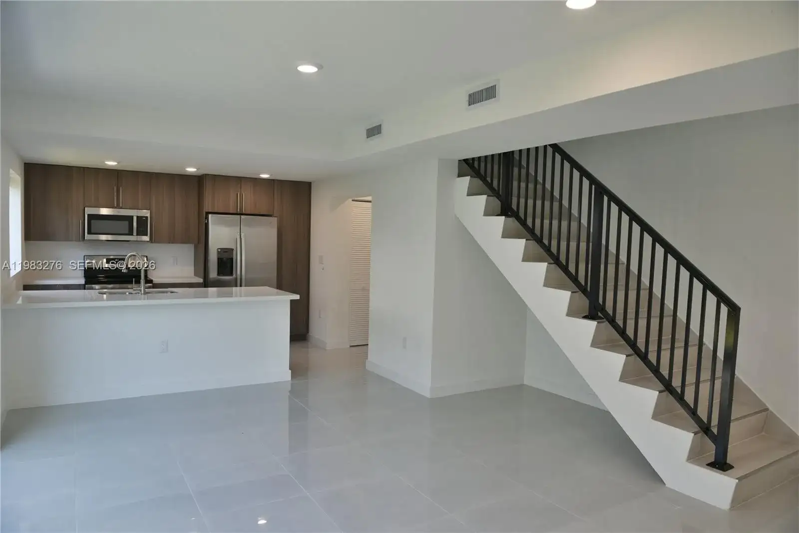 1160 NW 2nd St, Florida City FL 33034 photo 4
