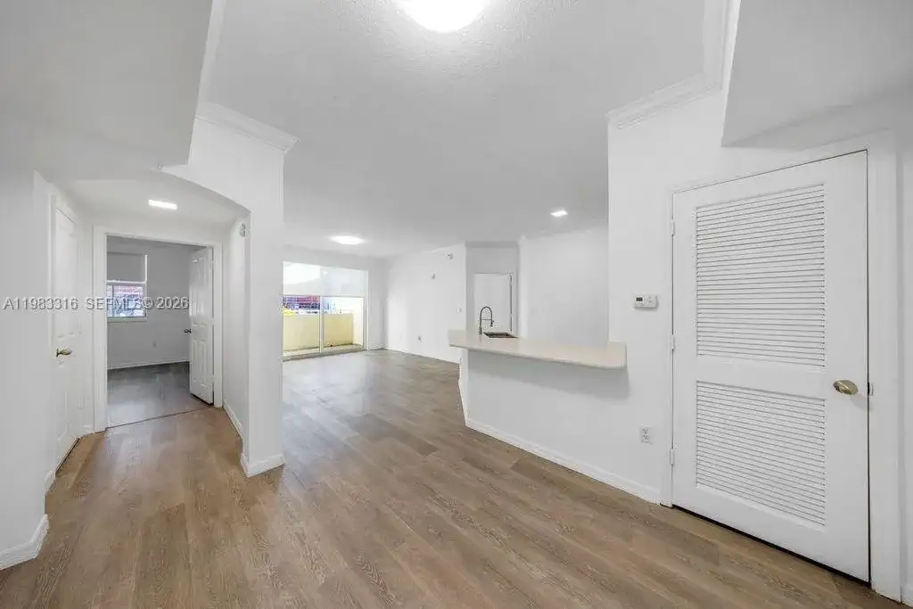9172 Collins Ave # 212, Surfside FL 33154 photo 4