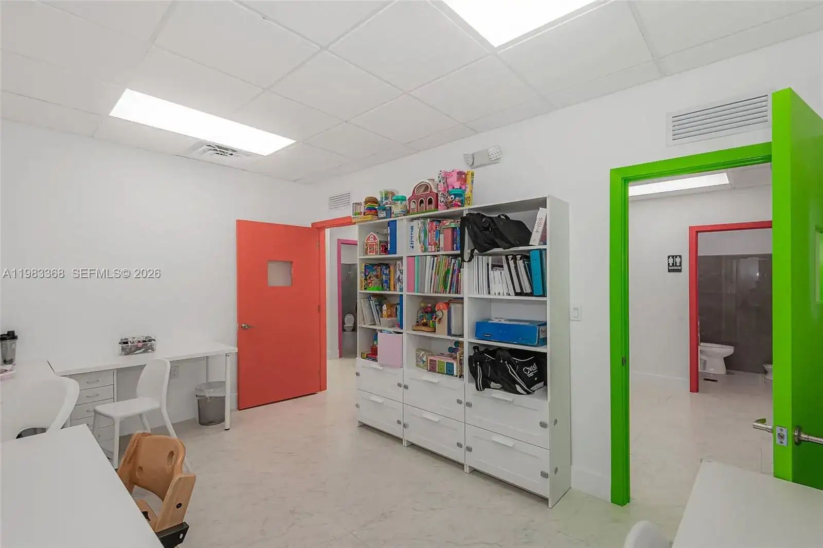 1992 E 4th Ave, Hialeah FL 33010 photo 4